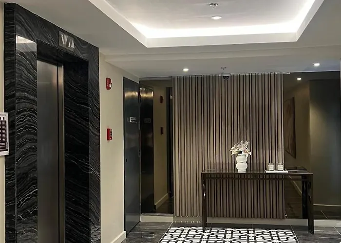 Aurora Escalades Tower Near Smart Araneta Colisium