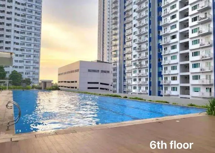 Pakaths Staycation Grass Residences